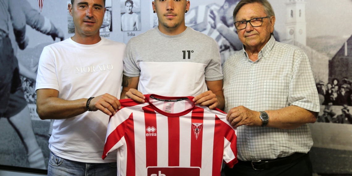 El CD Tortosa confirma la incorporació de Genís Arrastraria