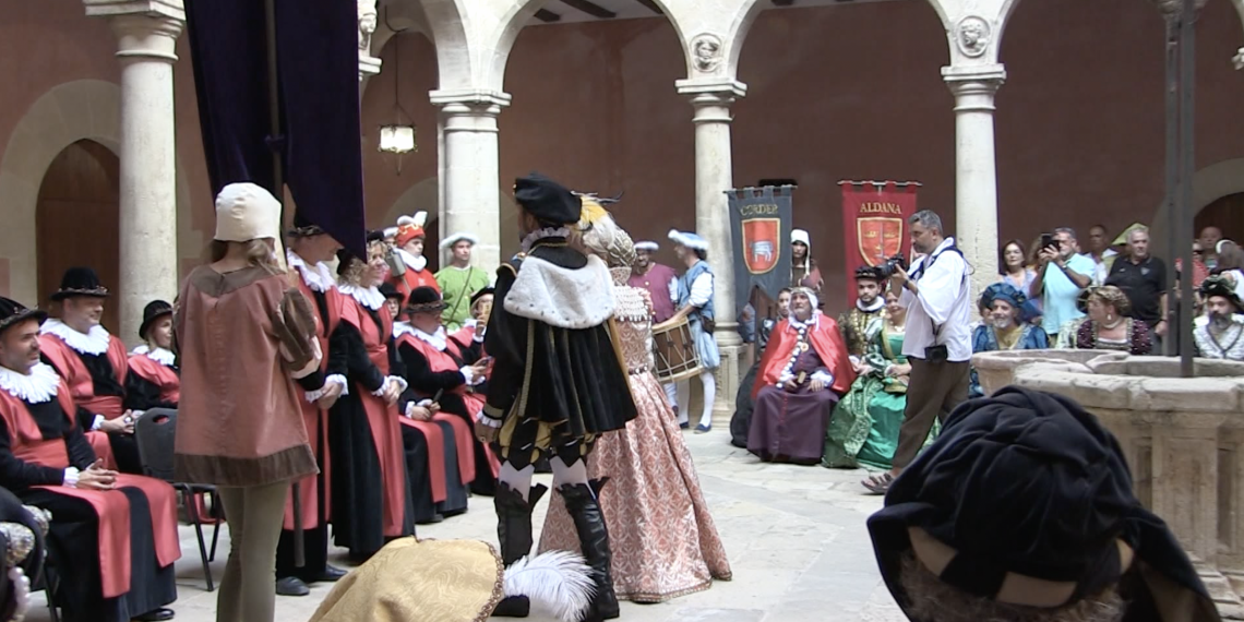 Festa del Renaixement: Lliurament dels estendards a les famílies nobles