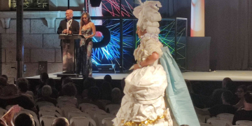 Concurs de Vestits de paper d’Amposta