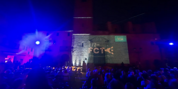 Arrenca la sisena edició del festival IN-FCTA amb un espectacle de videomapping