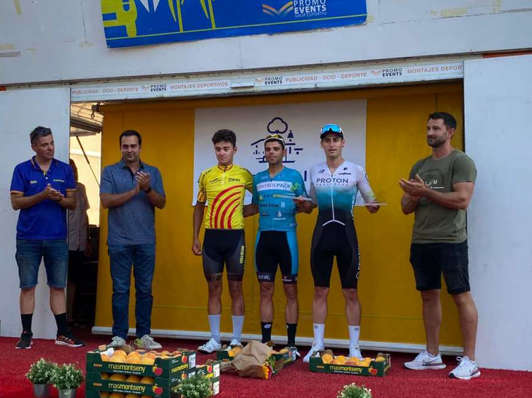 El canareu Benjamí Prades, vencedor del 59è Gran Premi del Préssec celebrat a El Morell