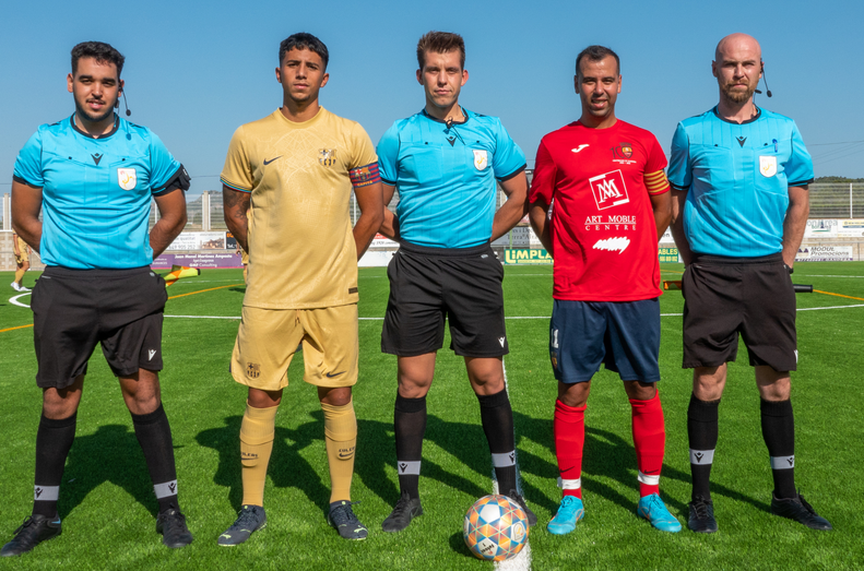 Bones sensacions a l’estrena del primer equip davant un molt prometedor Juvenil del FC Barcelona