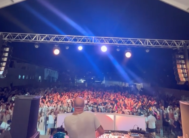 Èxit i ple rotund de Kiko Rivera a la Cava