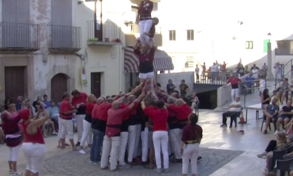 Ballada de gegants i sardanes, diada castellera i focs d’artifici a Ascó