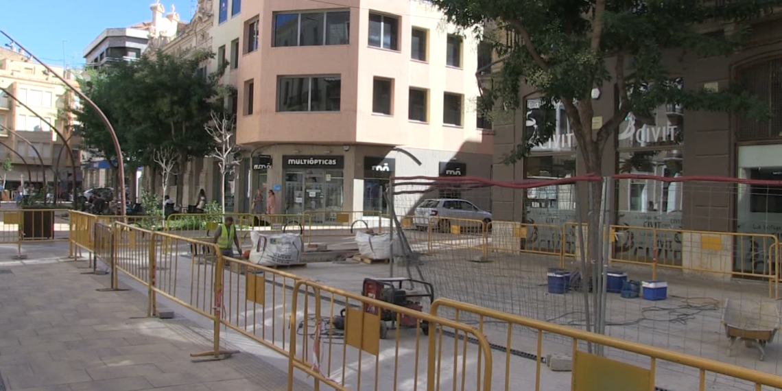 El segon tram del carrer Cervantes finalitzarà l’1 de setembre