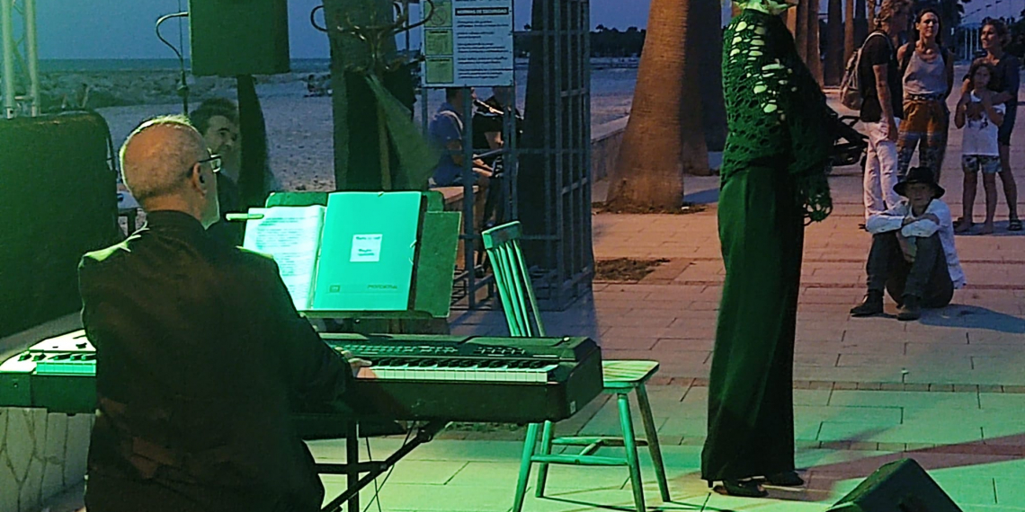 El festival ‘La Mar de Música’ reviu els sons berlinesos a les Cases d’Alcanar