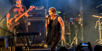 Gairebé 4.000 persones assisteixen al concert de La Oreja de Van Gogh a Deltebre