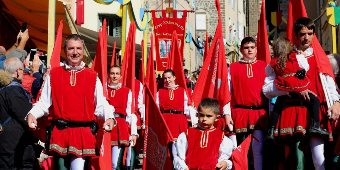Tortosa promociona la Festa del Renaixement a la ciutat francesa de Le Puy-en-Velay