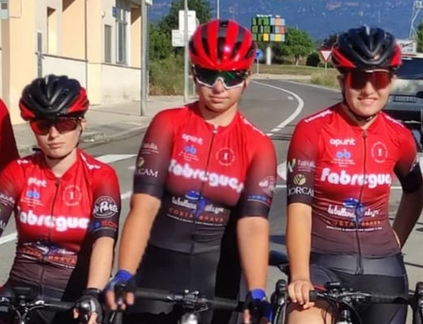 La Penya Ciclista Baix Ebre presenta un equip cadet masculí i un equip cadet femení a la Volta a Vilafranca