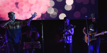 Los Sirgadors estrenen videoclip i espectacle de cinema-concert a l’Ampolla