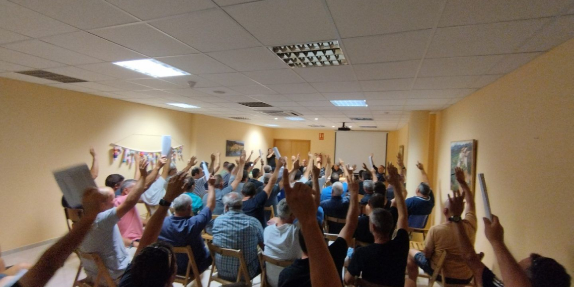 Els caçadors ebrencs mantenen la vaga i no començaran la batuda de senglars