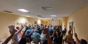 Els caçadors ebrencs mantenen la vaga i no començaran la batuda de senglars