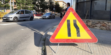 Inici de les obres al carrer Barcelona de Tortosa