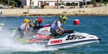 L’Ampolla vibra amb la cinquena regata puntuable per al  Campionat de Catalunya de motos aquàtiques