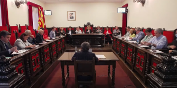 El ple de Tortosa torna a rebutjar el canvi de nom de la plaça d’Espanya, d’Alfons XII i els Jardins del Príncep