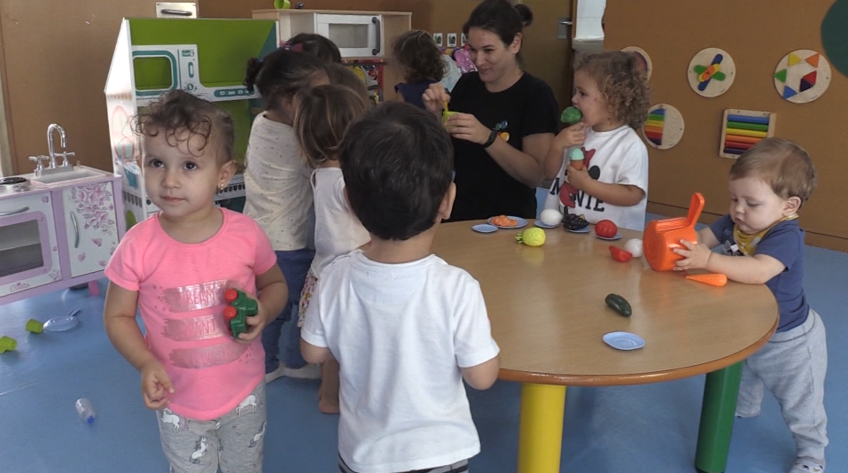 Tivenys impulsa un projecte amb bolquers reutilitzables a la llar d’infants municipal