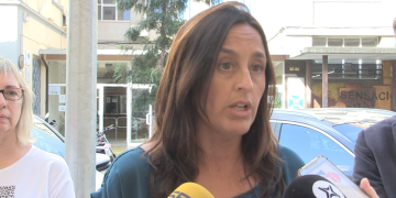 El PSC denuncia la mala gestió del govern català amb la formació professional