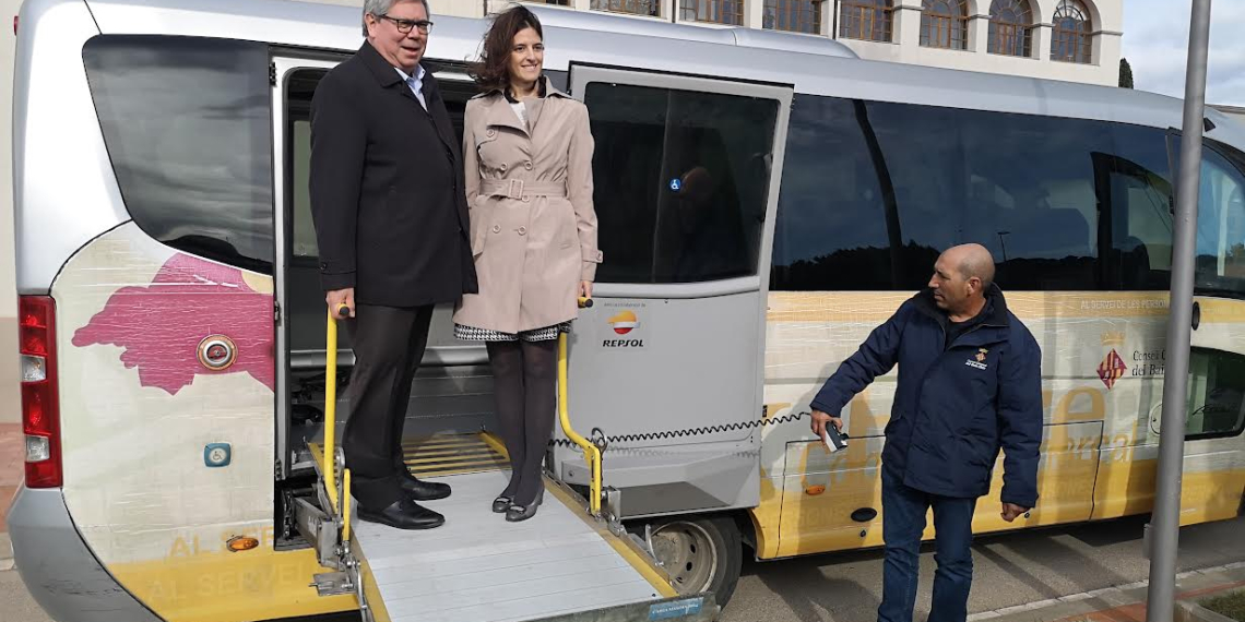 Repsol aporta 20.000 euros al Consell Comarcal del Baix Ebre per la prestació de transport adaptat