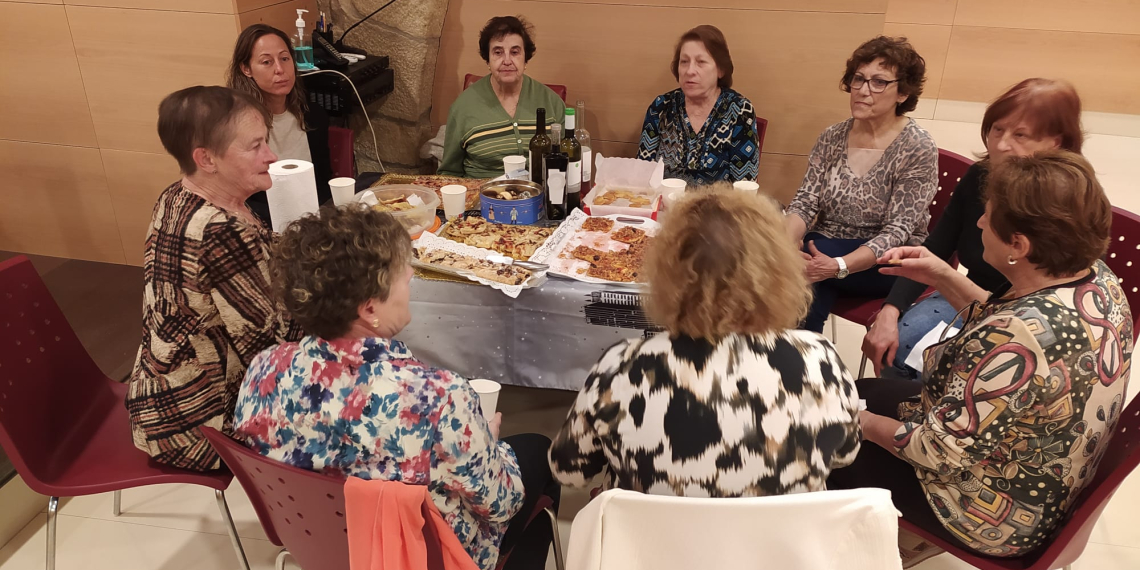 Cuidadores no professionals de la Terra Alta aplaudeixen la primera Escola del Cuidar