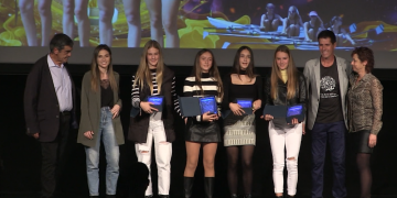 El grup femení aleví del Club Rem Delta, millors esportistes de l’any a Sant Jaume d’Enveja