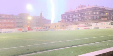 Una quarantena de tècnics continuen treballant per restablir la llum més de 4.000 abonats de les Terres de l’Ebre