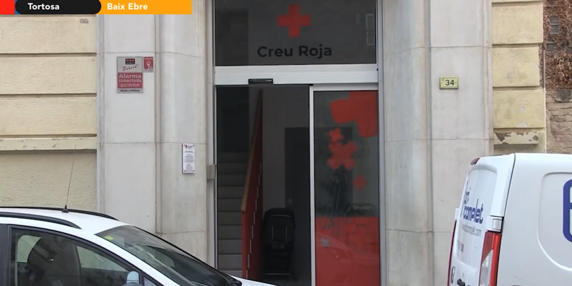 La Creu Roja acompanya persones que pateixen soledat no desitjada
