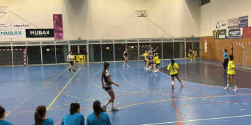 L’Handbol Amposta jugarà davant l’afició contra el Benidorm, rival directe per escalar posicions