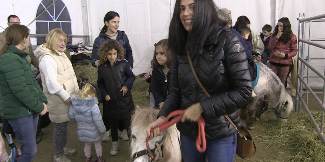 Més de 20 paradistes participen al Mercat de Nadal de l’Ametlla