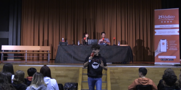 El despertador ‘De matí manyana on tour’ s’estrena a l’Institut Dertosa