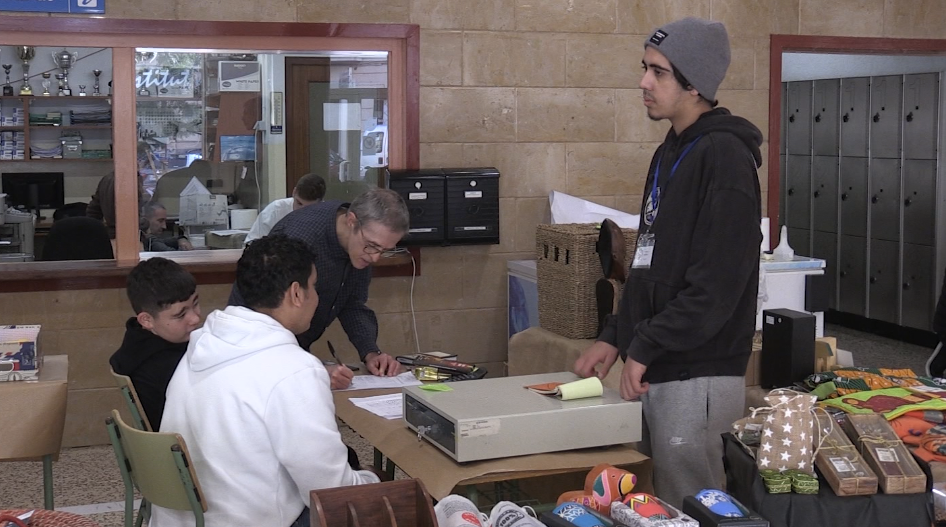 L’Institut de l’Ebre aposta pel comerç just amb el Chrismile Mercat