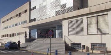 Els casos de virus respiratoris van a la baixa, però comença la grip