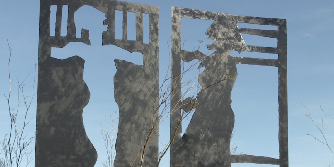 L’artista Ruben Borré homenatja l’activista argentina Hebe de Bonafini