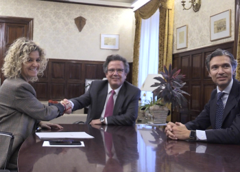 Signatura de compra dels terrenys per a la construcció d’un nou hospital a Tortosa