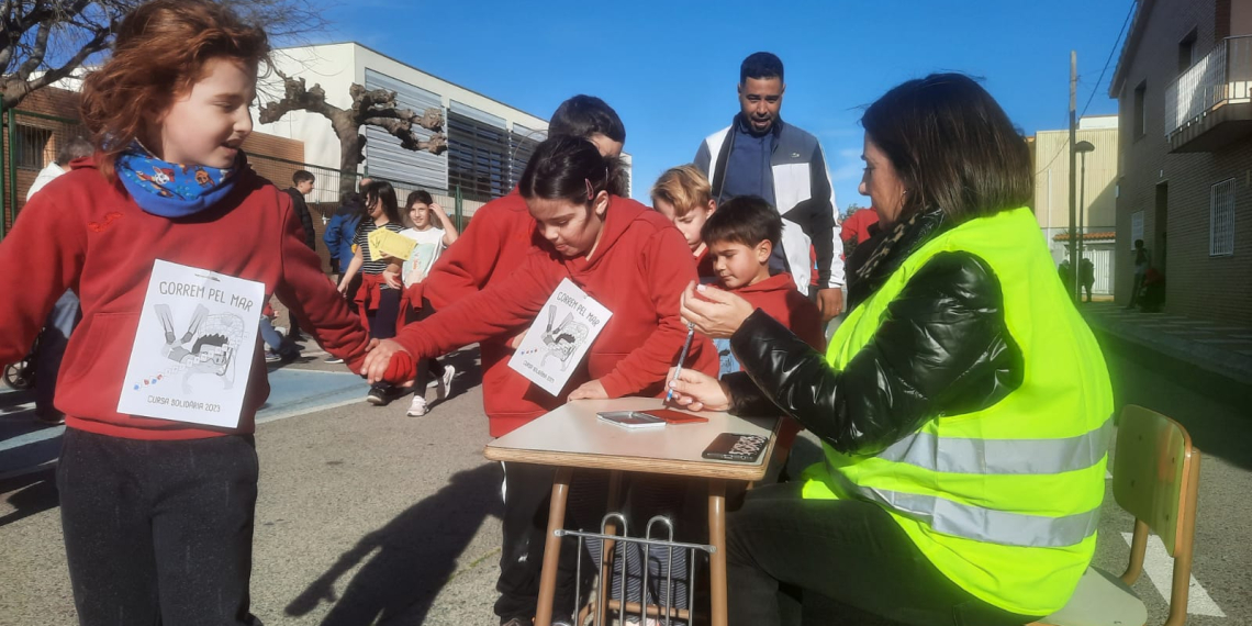 La Cursa Solidària de l’escola Maria Garcia Cabanes de l’Aldea destina els seus beneficis al medi ambient