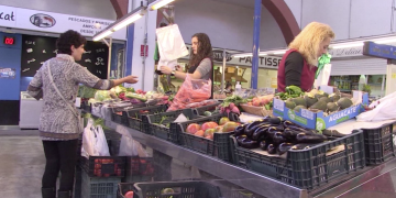 Amposta destinarà més de 440.000 euros a la transformació del comerç local