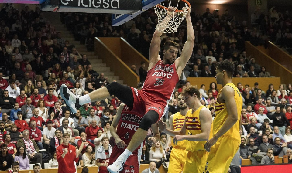 El Bàsquet Girona del tortosí Jaume Sorolla vol retrobar-se amb la victòria contra el Monbus Obradoiro