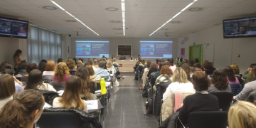 130 persones participen a la XV Jornada d’Educació Infantil per “educar amb sentit”