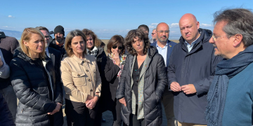 Estat i Generalitat escenifiquen l’entesa per la protecció del Delta