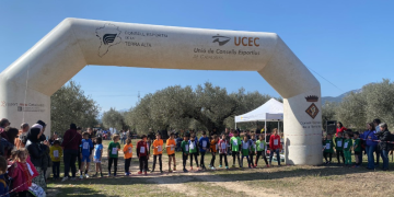 Magnífica matinal de cros al Pinell de Brai amb la Final Intercomarcal dels Jocs Esportius Escolars