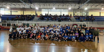 La Ràpita reuneix catorze equips escolars de voleibol de les Terres de l’Ebre