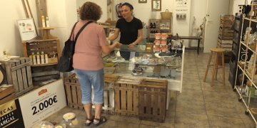 Les artesanes de cosmètica de les Terres de l’Ebre denuncien la ‘paràlisi’ amb l’obrador compartit