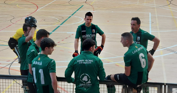 L’Hoquei Amposta perd (9-8) contra el Ribes i es complica la salvació