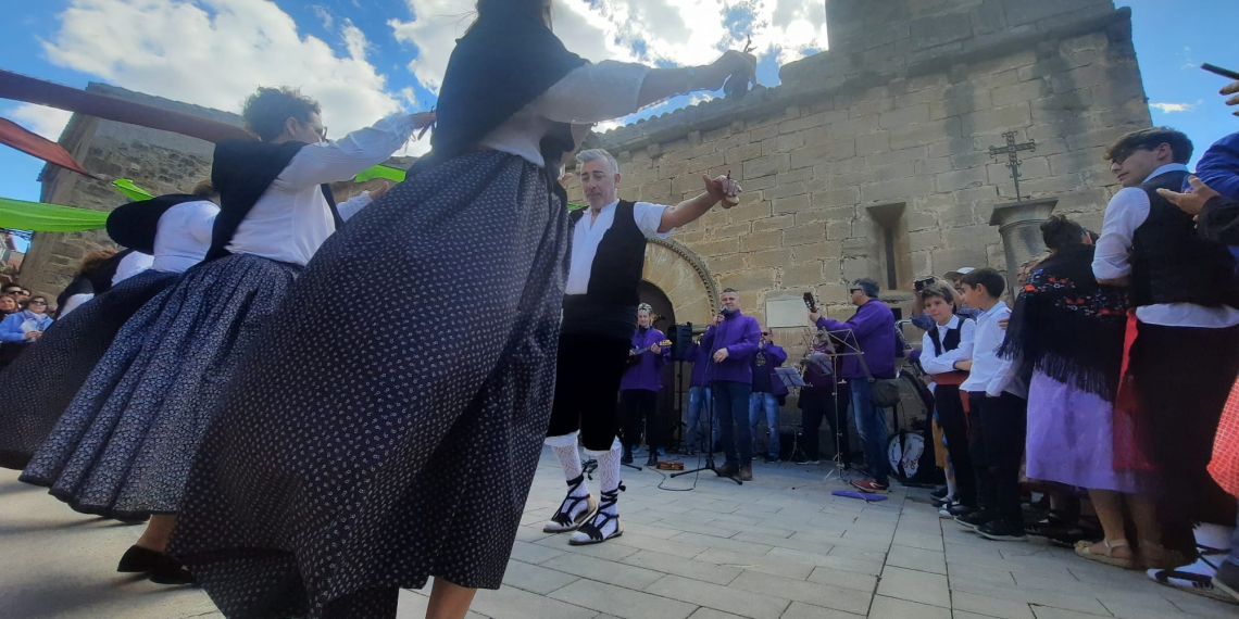 La Fira del Tocino a Caseres mostra com es feien les llonganisses fa 50 anys