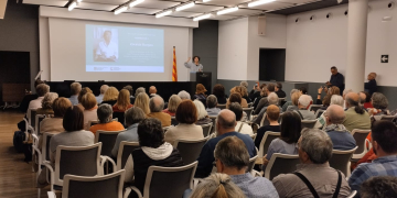 El món de la cultura homenatja Zoraida Burgos pel seu 90è aniversari