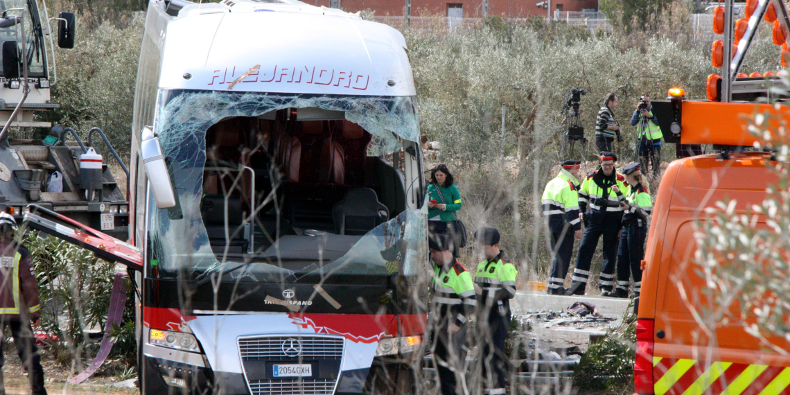 Arxiven el cas de l’accident d’autocar de Freginals arran la mort de l’únic acusat