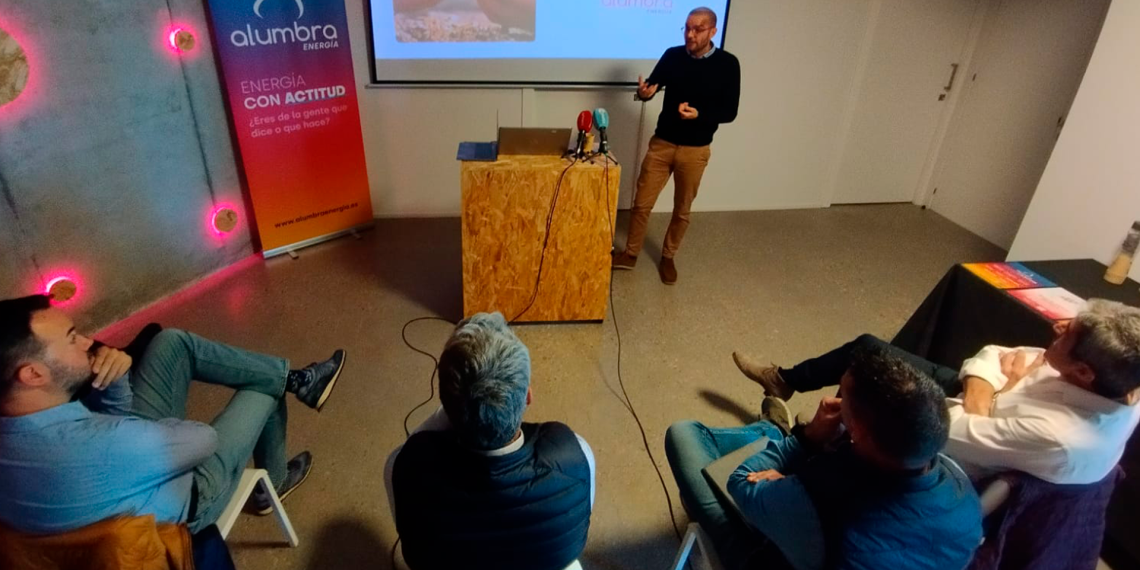 La comercialitzadora d’energia verda Alumbra obre un punt de servei a Deltebre