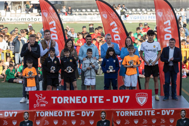 Uns 5.000 espectadors gaudeixen del Torneig Internacional de Futbol Base David Villa a l’Ebre