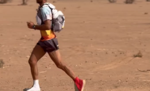 El roquetenc Albert Giné comença amb força la mítica Marató de Sables
