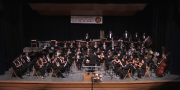 L’Agrupació Musical Senienca finalitza el 15è certamen de bandes amb el concert de la Banda Simfònica de Porto