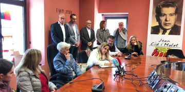 Familiars mexicans de Joan Cid i Mulet visiten la Fira Literària de Jesús